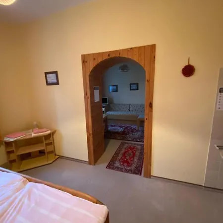 Gut Frauendorf Vendégház Windorf